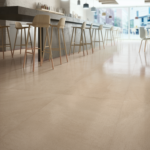 S054COTTODESTE-LIMESTONE-AMBIENTE-AMBER-Honed-Rett-particolare